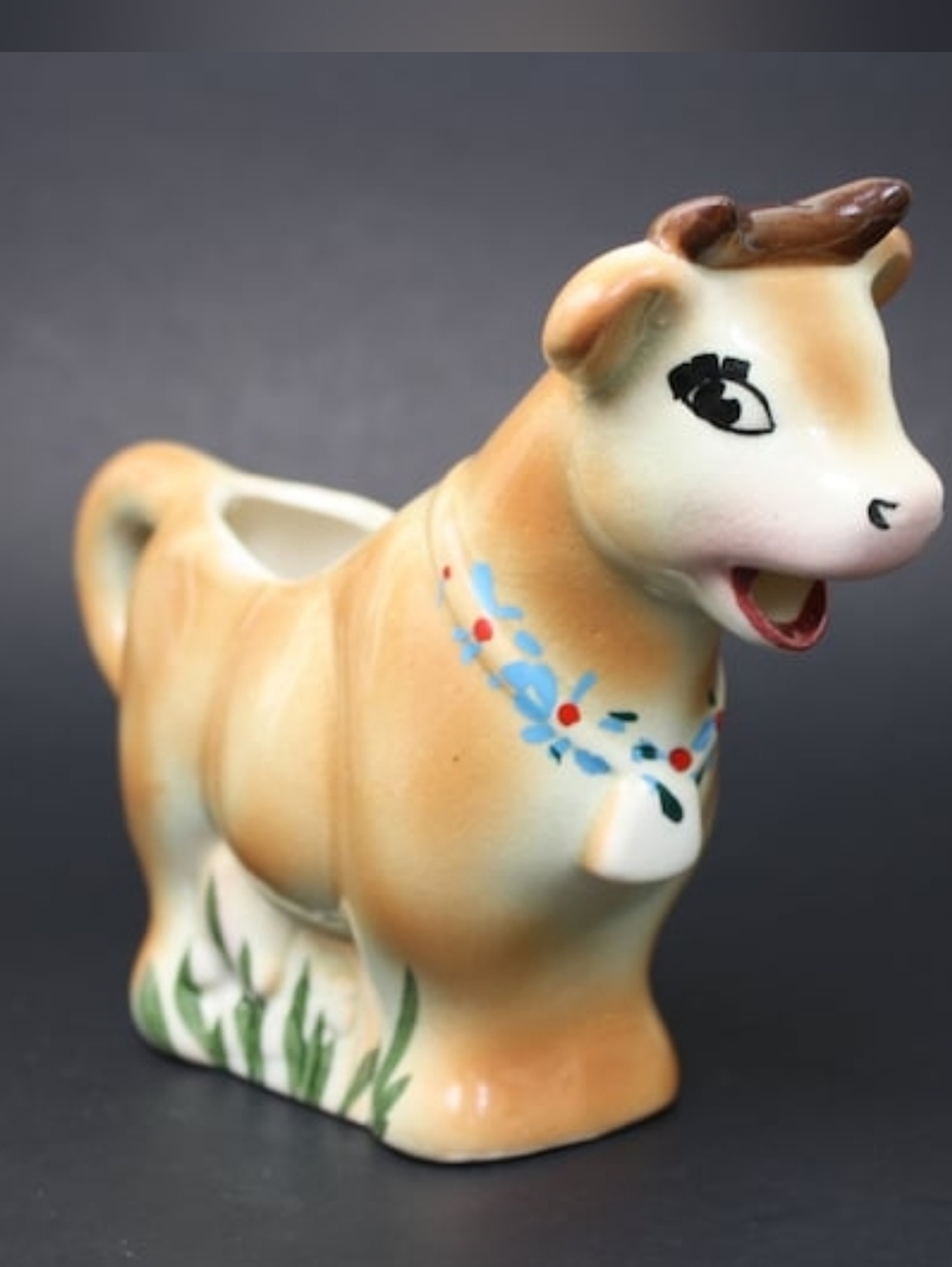 Vintage Ceramic Cow Creamer, Big Eyes Farmhouse Decor